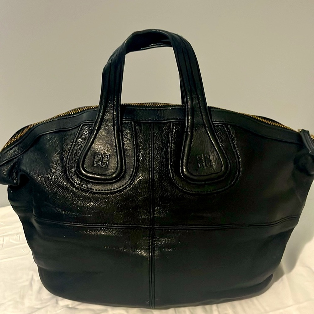 GIVENCHY Nightingale leather in black Made in Italy 🇮🇹 MA0142